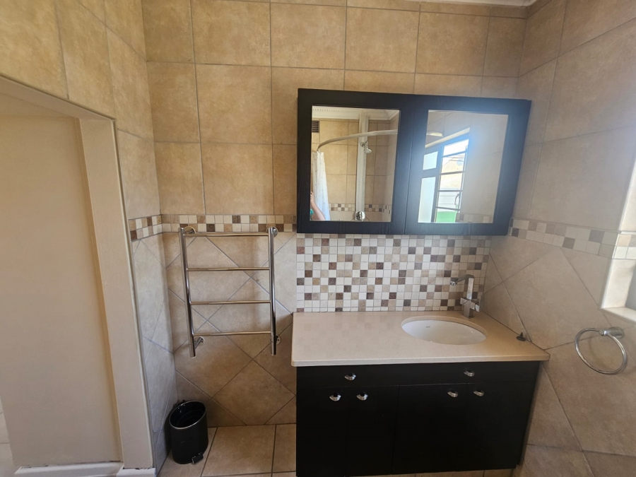 1 Bedroom Property for Sale in Kaapzicht Western Cape